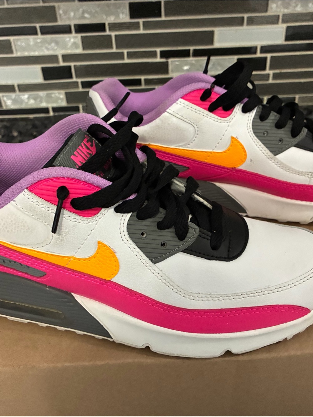 Nike Women’s/Youth Multi-Color Air Max Sneakers, size 7